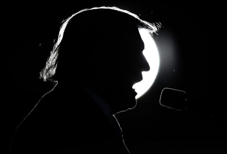The Trump Show: Smoke, Mirrors and Algae